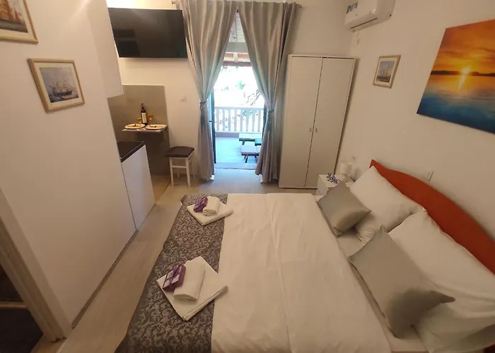 펜션 Porat 2 With Private Terrace - Db With Private Terrace *