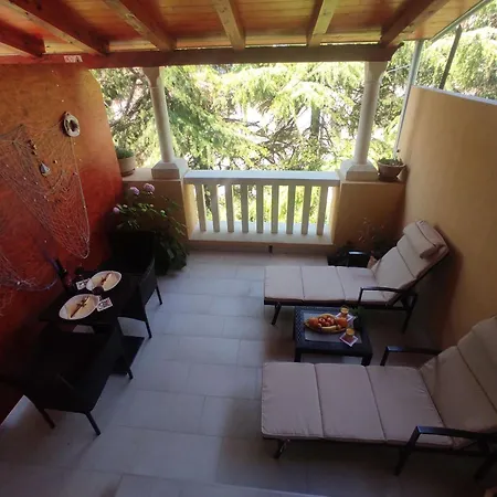 Porat 2 With Private Terrace - Db With Private Terrace *